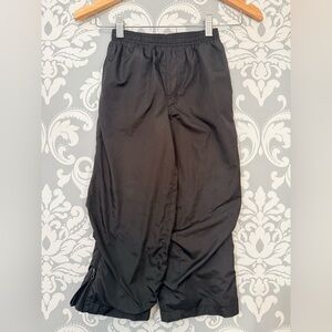 10/$25 •‎ Athletic Works Lined Splash Pants